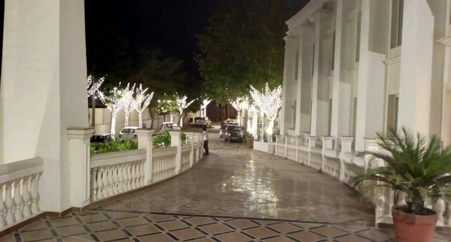 Udman Hotel And Resorts By Fern N Petal, New Delhi 3